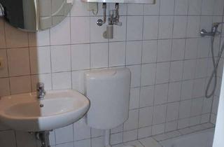 Wohnung mieten in Hasseldieksdammer Weg 27, 24114 Südfriedhof, 1 Z- Dachgeschosswohnung im Hasseldieksdammer Weg 27 in Kiel zu vermieten- Otto Stöben GmbH
