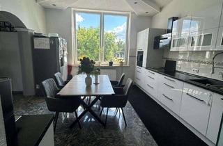 Wohnung mieten in 95028 Innenstadt, Großzügige 5-Zimmer-Altbauwohnung mit ca. 140 m² in zentraler Innenstadtlage von Hof