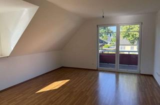 Wohnung mieten in Langer Grund 38, 14542 Werder (Havel), Geräumige Wohnung mit Garten, großem Balkon und EBK!