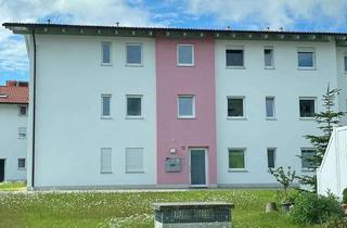 Wohnung mieten in Bahnhofstraße 48a, 83329 Waging am See, Gepflegte 3-Zimmer-Erdgeschosswohnung mit Terrasse und Einbauküche in Waging am See