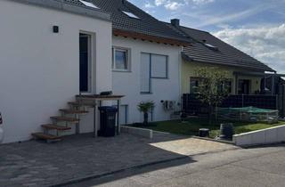 Wohnung mieten in 71292 Friolzheim, Exklusive 3-Raum-Souterrain-Wohnung mit geh. Innenausstattung mit Terrasse in Friolzheim