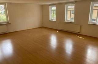 Wohnung mieten in Lichtenfelser Straße 25, 96253 Untersiemau, Wohnen mit Charakter: 4-Zimmer-Wohnung in Untersiemau