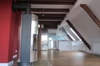 Wohnung mieten in Nincoper Straße 208, 21129 Neuenfelde, Charmante DG-Wohnung mit großem Balkon - courtagefrei
