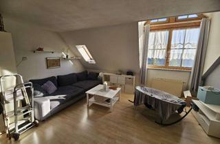 Wohnung mieten in Bahnhofstraße 13, 86453 Dasing, Gemütliche 2,5-Zimmer-Wohnung mit Einbauküche in Bahnhofstraße, Dasing