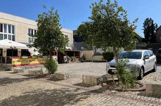 Garagen mieten in 61169 Friedberg, Außenstellplatz im Hof ab Oktober 2026