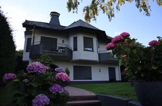 Villa kaufen in 65193 Sonnenberg, Charmante Villa mit Traumgrundstück in Sonnenberg