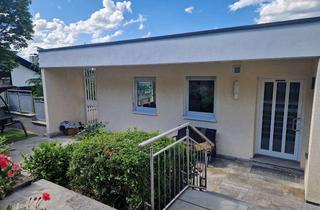 Einfamilienhaus kaufen in 97082 Zellerau, Einfamilienhaus mit Panoramablick über Würzburg obere Zellerau mit Option auf 2 Wohneinheiten