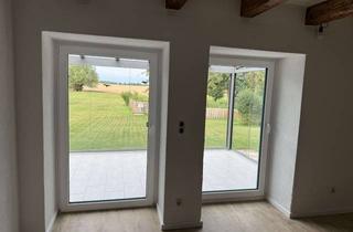 Haus mieten in Dorf. Neuenhagen 10 a, 23942 Kalkhorst, Doppelhaushälfte mit 120 m² Wohnfläche in Kalkhorst