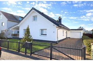 Immobilie kaufen in 64354 Reinheim, Reinheim - Provisionsfrei* Modernes Einfamilienhaus mit Anbau, Garten, Kamin, Terrasse 260m² Wohnflächenpotenzial
