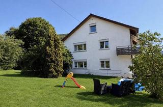 Haus kaufen in 73342 Bad Ditzenbach, Solides 3-Familienhaus auf großem Grundstück mit zusätzlichem Bauland
