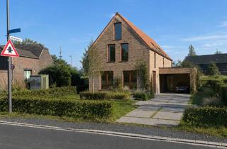 Grundstück zu kaufen in 47802 Traar, Traumhaftes Eckgrundstück am Ortseingang von Krefeld-Traar – Bauen mit Weitblick!