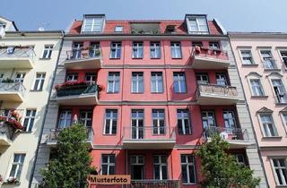 Einfamilienhaus kaufen in 66996 Fischbach, Wohnhaus mit Garage, ausgebauter Scheune, Schuppen und Lager