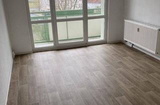 Wohnung mieten in Tivolistraße, 07545 Gera, Erstbezug nach Sanierung: City-Familienwohnung mit Balkon, Tageslichtbad und Stellplatz.