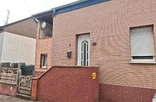 Einfamilienhaus kaufen in 66773 Schwalbach, Schwalbach - Einfamilienhaus in Hülzweiler mit Stellplatz
