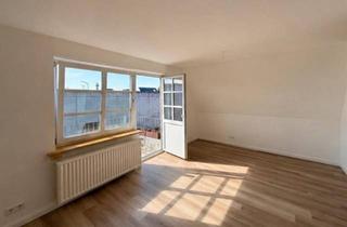 Wohnung kaufen in 25813 Husum, Husum - Schloßgang Husum - Moderne 2 Zimmer ETW mit TG-Stellplatz