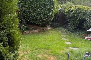 Wohnung kaufen in 50169 Kerpen, Kerpen - 3,5 Zimmerwohnung mit Garten und Blick ins Grüne