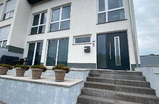 Haus kaufen in 54441 Ayl, Ayl - Provisionsfrei! A+ Energieeffizientes Doppelhaus.