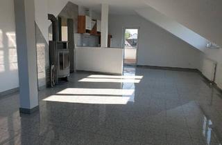 Wohnung kaufen in 40764 Langenfeld, Langenfeld (Rheinland) - Traumhafte Dachgeschosswohnung mit sonniger Dachterrasse + Kamin