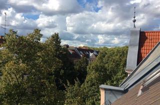 Wohnung kaufen in Altenbraker Straße, 12053 Neukölln, Sanierte 2-Zimmer-Dachgeschosswohnung mit Dachterrasse - bezugsfrei in Berlin-Neukölln