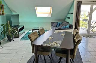 Wohnung kaufen in Wilhelm-Röntgen-Straße 28, 66773 Schwalbach, Schöne, helle 2-Zimmer-Dachgeschosswohnung mit Balkon & Stellplatz in begehrter Lage von Schwalbach
