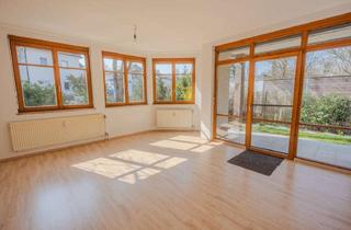 Wohnung kaufen in 91126 Forsthof, Großzügige 2-Zimmer-Wohnung mit traumhaftem Garten inkl. Garage in Toplage von Schwabach