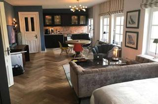 Loft kaufen in Werderstraße 58, 20149 Harvestehude, Luxus Studio-Loft Harvesterhude Löffelfertig möbliert zum Verkauf