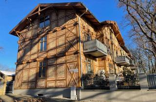 Wohnung kaufen in 15366 Hoppegarten, Wunderschöne Altbauwohnung mit Einfamilienhauscharakter