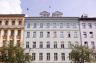 Wohnung kaufen in Mariannenplatz, 10997 Kreuzberg, Provisionsfrei! Rohdiamant mit perfektem Grundriss und viel Licht in Bestlage am Mariannenplatz