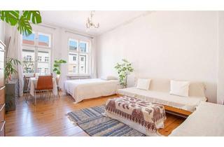 Wohnung kaufen in 12053 Neukölln, Clever geschnittene Altbauwohnung mit separater Küche & Tageslichtbad