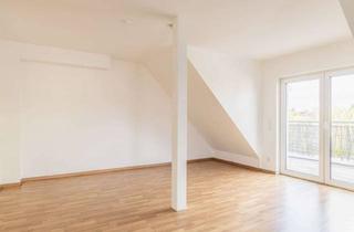 Wohnung kaufen in 63796 Kahl, Kahl am Main: Wunderschöne 2-Zimmer-Dachgeschoss-Wohnung mit Dachterrasse in Ortsrandlage