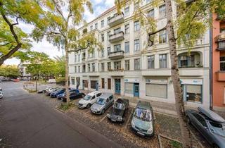 Wohnung mieten in Neue Christstraße, 14059 Charlottenburg, 2-Zimmer-Altbauwohnung mit Balkon - ab sofort