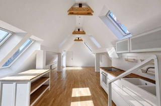 Wohnung mieten in 12205 Lichterfelde, Helle und großzügige Dachgeschosswohnung – hochwertig saniert