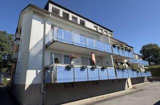 Wohnung mieten in Eichenstr. 65, 42659 Burg, Toprenoviert: Zwei-Zimmer-Wohnung mit großem Balkon
