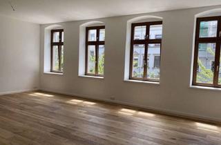 Wohnung mieten in Zöllnerstraße 16, 09111 Zentrum, Wohnen mit Charakter: Großzügige 4-Zimmer-Wohnung im Zentrum