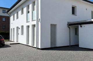 Wohnung mieten in 47475 Kamp-Lintfort, Modernisierte 3,5-Zimmer-Wohnung in Kamp-Lintfort