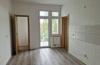 Wohnung mieten in Mozartstraße 12, 08280 Aue, Gemütliche 3-RW mit Balkon in ansprechender Lage