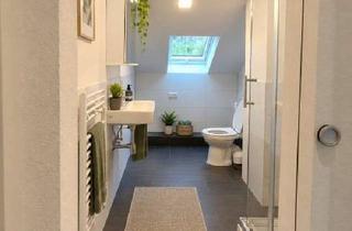 Wohnung mieten in Nussbacher Str., 78098 Triberg, Helle 2-Zi.-Dachwohnung, saniert, Klima, EBK, Fußbodenhzg., geringe Nebenk.