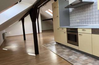 Wohnung mieten in Alvenslebenstraße 45, 45476 Styrum, Gepflegte DG-Wohnung mit 2-Zimmern und Einbauküche in Mülheim-Styrum