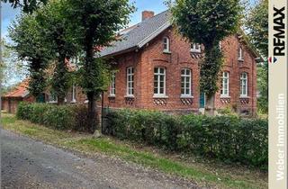 Wohnung mieten in 26810 Westoverledingen, Dachgeschosswohnung mit großer Scheune & Weidefläche!
