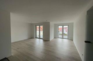 Wohnung mieten in Edenkobener Straße 11, 01471 Radeburg, Großzügige 4-Raumwohnung mit Balkon, Gäste-WC (120 m²)