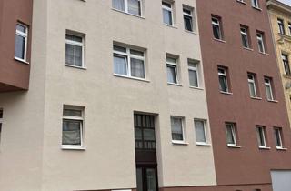WG-Zimmer mieten in Zwingerstraße, 06110 Halle, Möbliertes 13m2 Zimmer in ruhiger 3er-WG ab September 19 - Südliche Innenstadt, 325 € warm