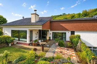 Haus kaufen in 64673 Zwingenberg, Architektenhaus mit traumhaftem Garten in Top Lage. (Wohnfläche 215m² + ausgebaute 75m² )
