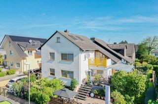 Einfamilienhaus kaufen in 64560 Riedstadt, Idyllisches Einfamilienhaus mit Balkon, Terrasse und Garten