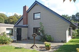 Einfamilienhaus kaufen in 25541 Brunsbüttel, Großes Einfamilienhaus mit Garage in bevorzugter Wohnlage Nähe Schleuse in Brunsbüttel
