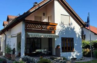 Einfamilienhaus kaufen in Estinger Straße 18, 82275 Emmering, Sehr schönes Einfamilienhaus mit ELW, zwei Einzelgaragen und Gartenoase - keine Käuferprovision.