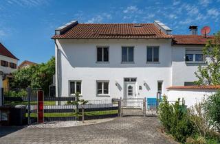 Einfamilienhaus kaufen in 94315 Straubing, - Voll unterkellertes Einfamilienhaus mit Doppelgarage in Innenstadtlage -