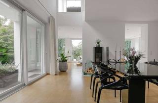 Haus kaufen in 45478 Speldorf, Exklusives Architektenhaus mit Weitblick, 2 Doppelgaragen & Garten, 20 Minuten bis Düsseldorf