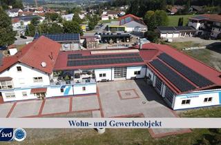 Haus kaufen in 94065 Waldkirchen, ATTRAKTIVES WOHN- UND GEWERBEOBJEKT MIT GEWERBEHALLEN UND PV-ANLAGE
