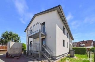 Anlageobjekt in 93173 Wenzenbach, Solide Kapitalanlage! Modernisiertes Zweifamilienhaus mit zukunftsfähigem Energiekonzept