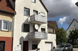 Anlageobjekt in 72663 Großbettlingen, Viel Platz. Viel Potenzial. 7-Zimmer-Doppelhaushälfte in zentraler Lage von Großbettlingen